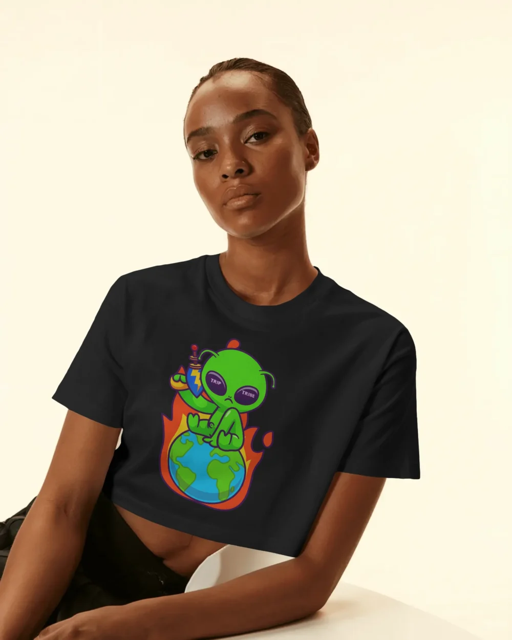 Don’t Mess With Me Crop Top | 180 GSM 100% Cotton | Alien Sitting on Earth – TripTribe® - Image 9
